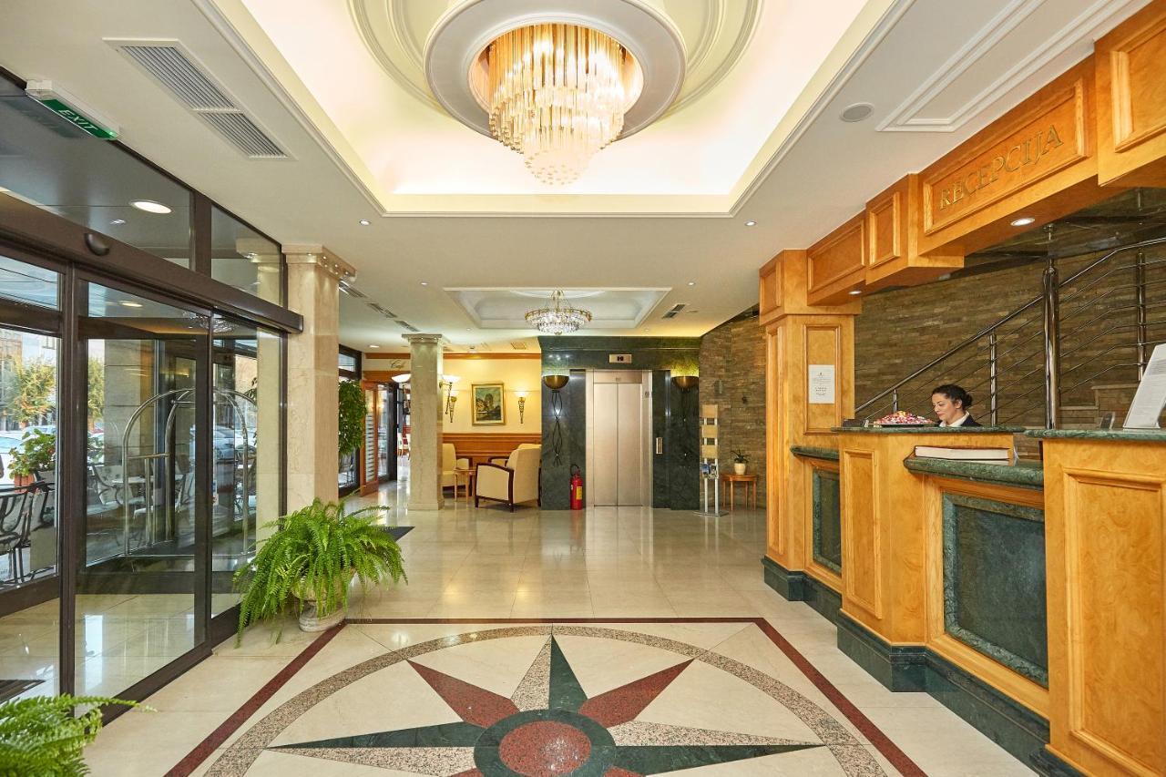 Garni Hotel Master 노비사드 외부 사진