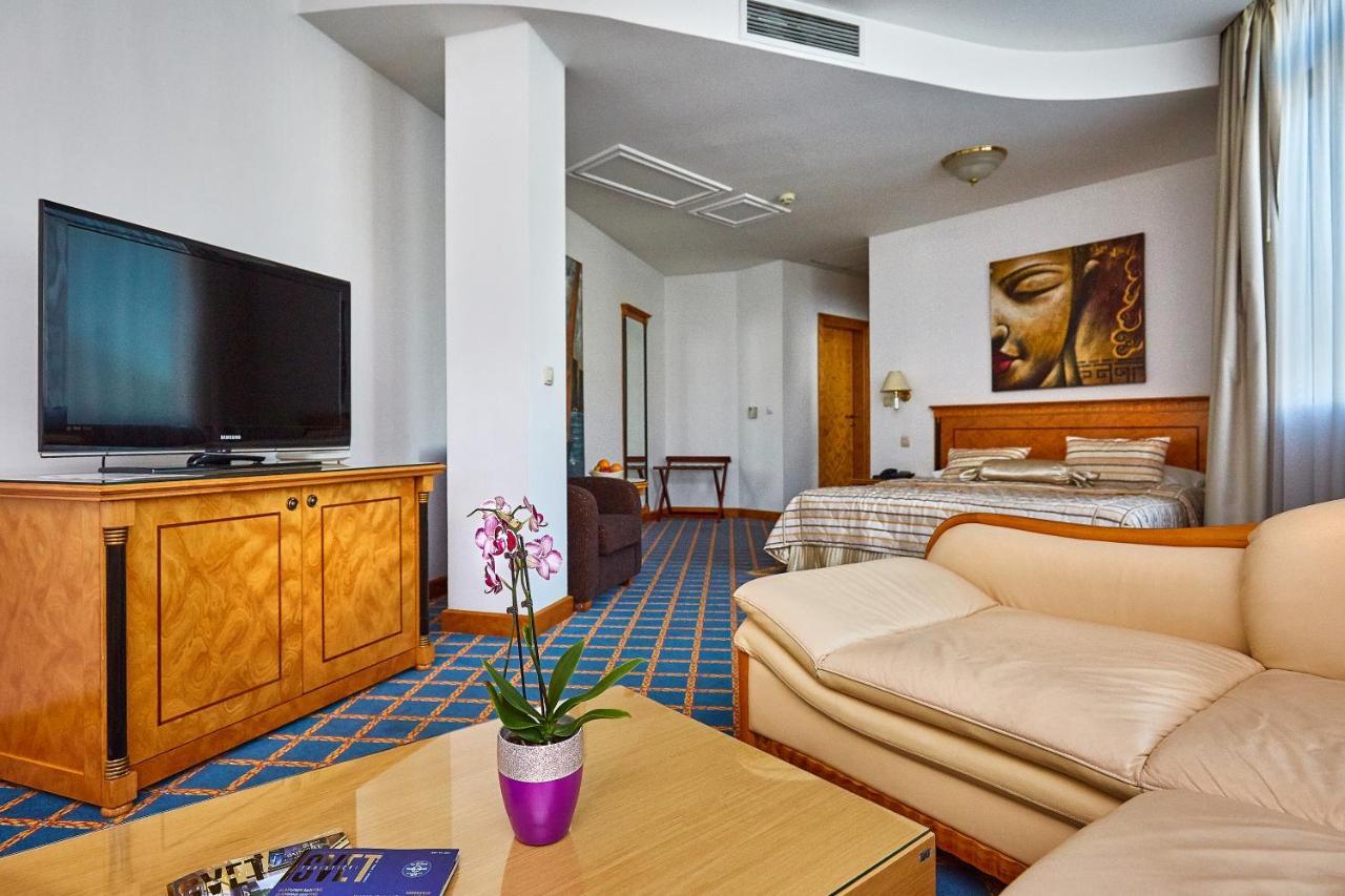 Garni Hotel Master 노비사드 외부 사진
